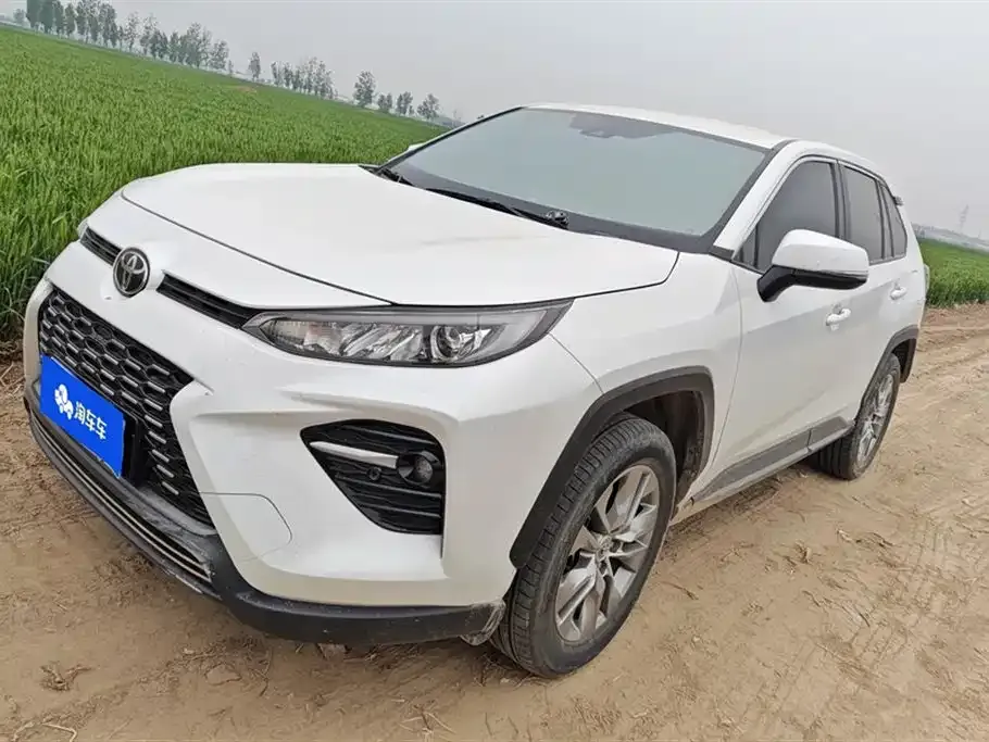 Toyota Wildlander — фото 1