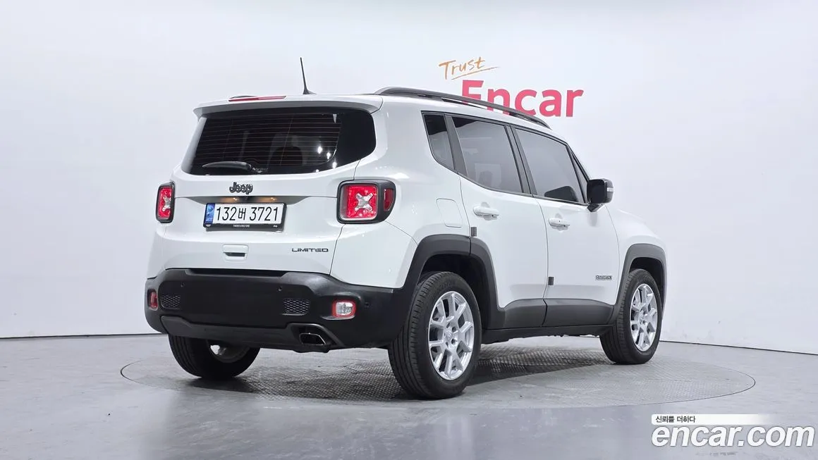 Jeep Renegade 2021 из KR, фото 8