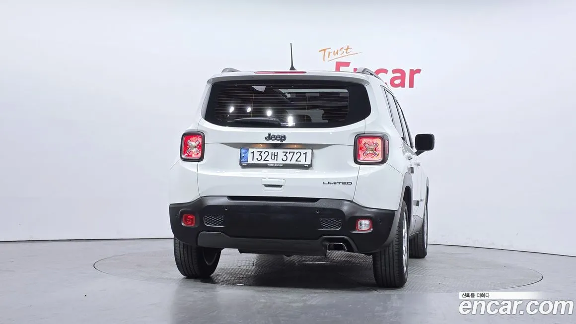 Jeep Renegade 2021 из KR, фото 2