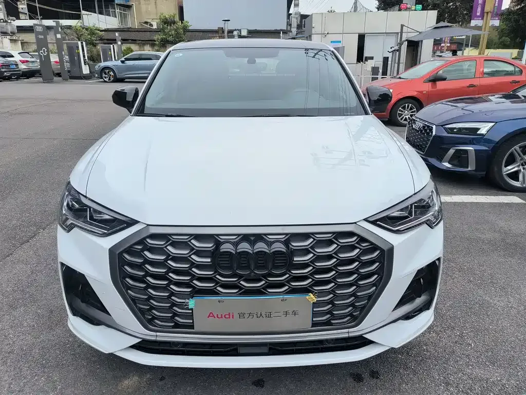 Audi Q3 Sportback — фото 6
