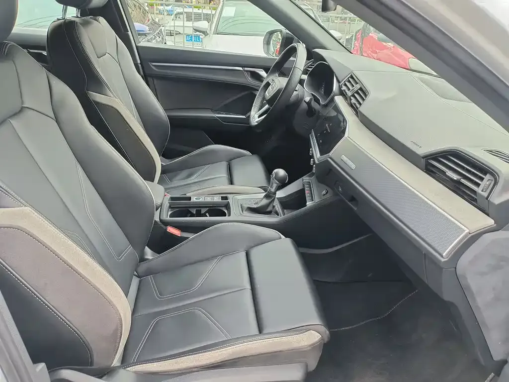 Audi Q3 Sportback — фото 4