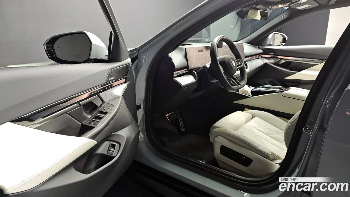 BMW 5-Series 2025 из KR, фото 6