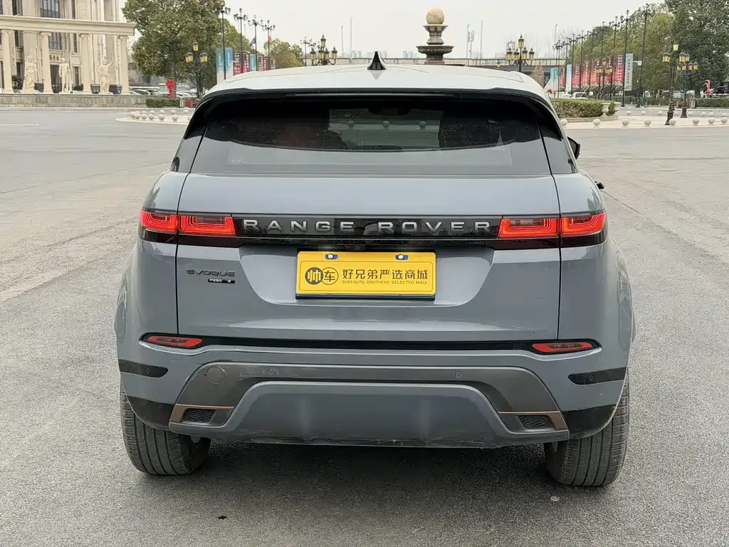 Land Rover Evoque — фото 10