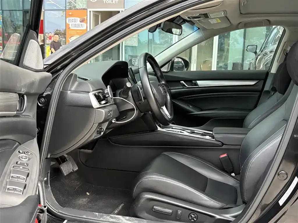 Honda Accord 2022 из CN, фото 4