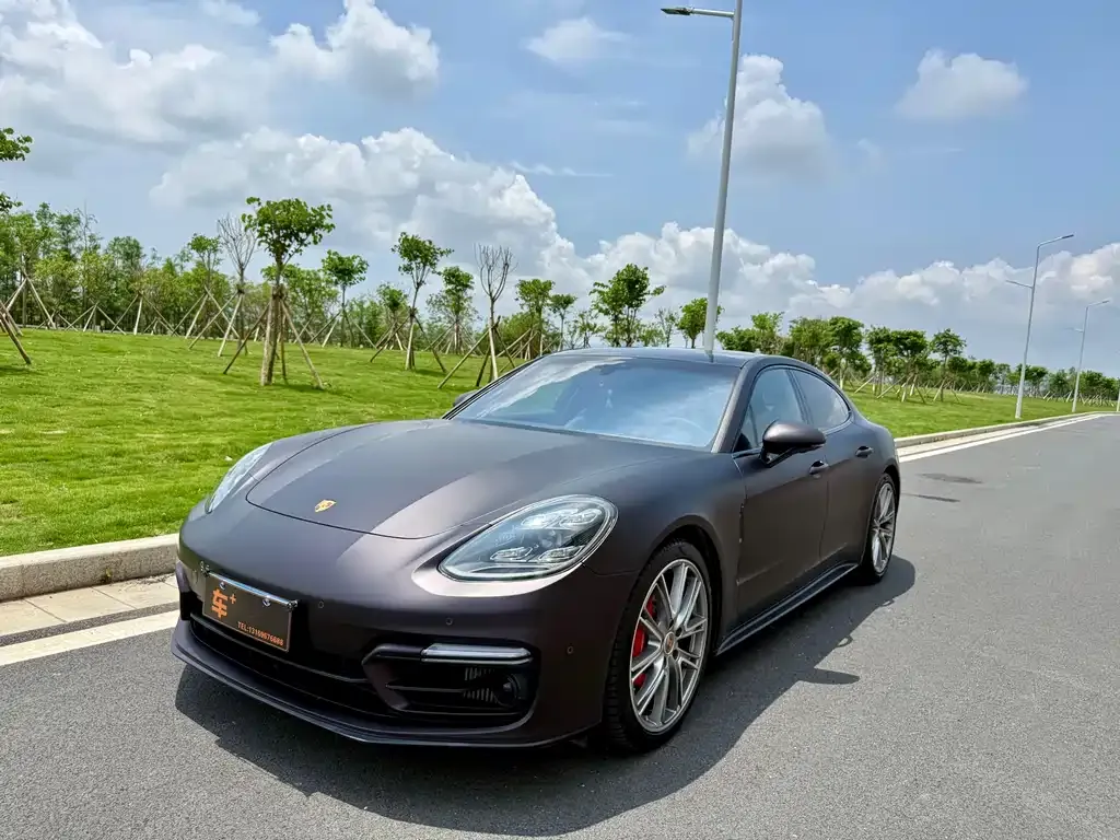 Porsche Panamera — фото 9