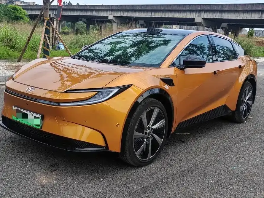 Toyota bZ5