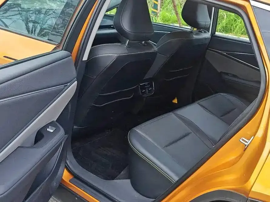 Toyota bZ5 2025 из CN, фото 2