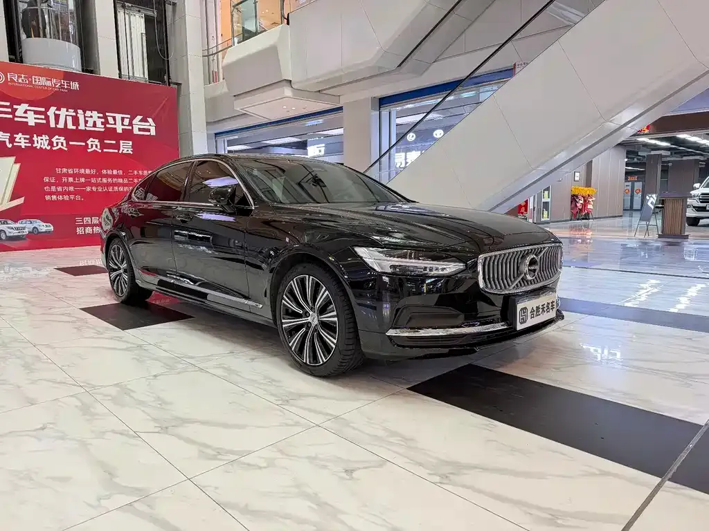 Volvo S90 — фото 4