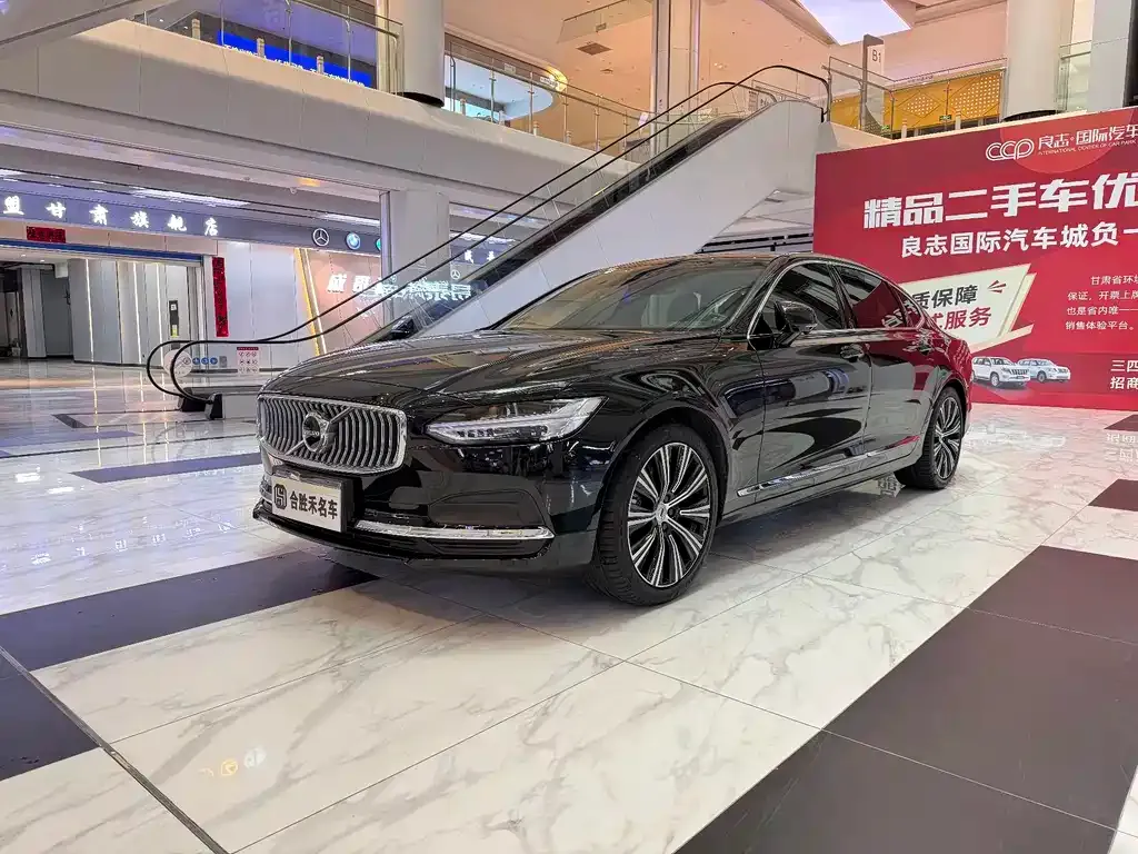 Volvo S90 — фото 3