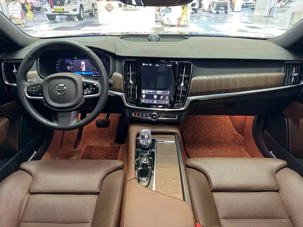 Volvo S90 — фото 2