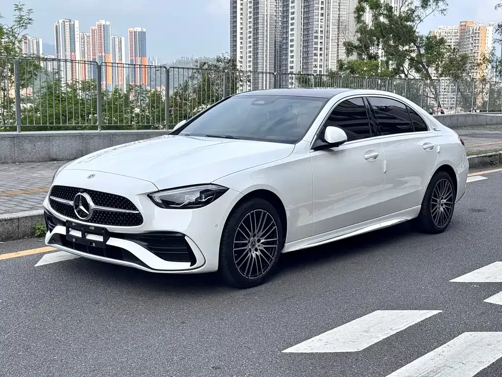 Mercedes-Benz C-Class — фото 1
