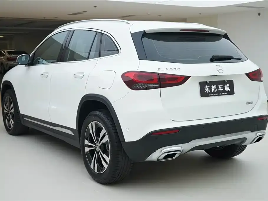 Mercedes-Benz GLA — фото 8