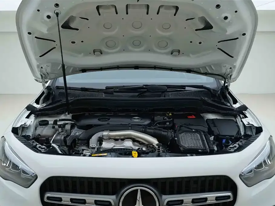 Mercedes-Benz GLA — фото 4