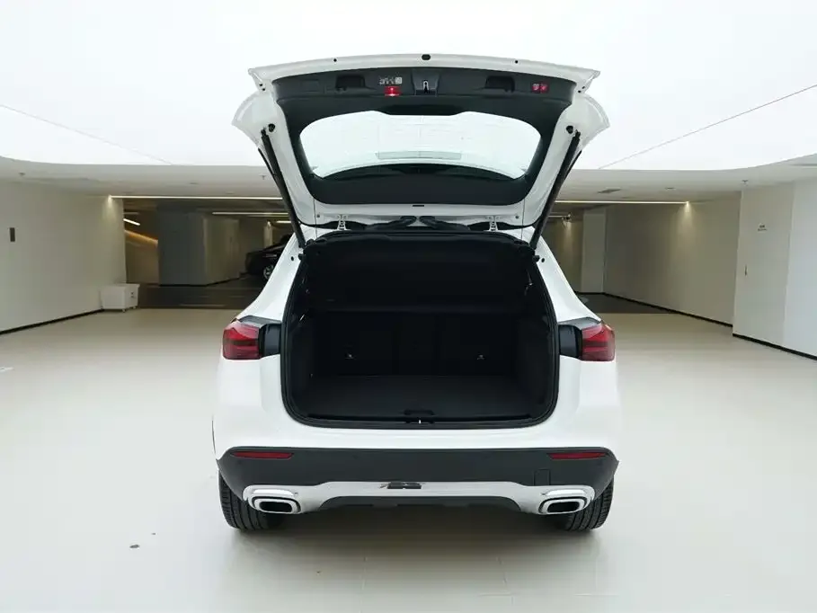 Mercedes-Benz GLA — фото 7