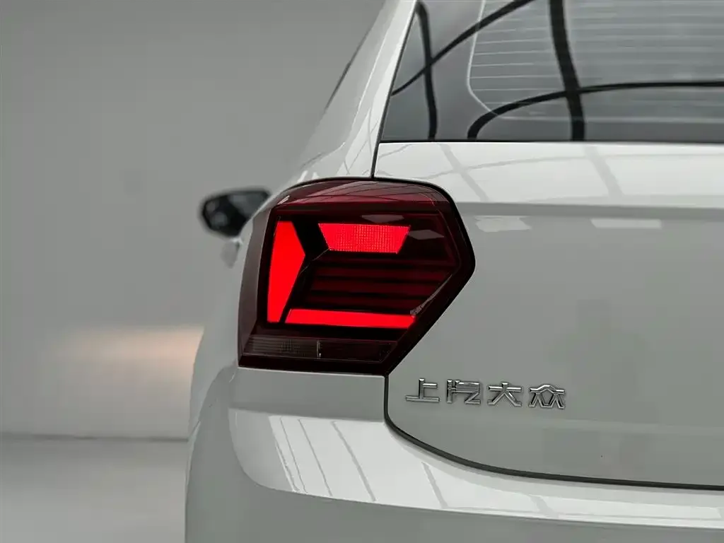 Volkswagen Polo 2021 из CN, фото 4