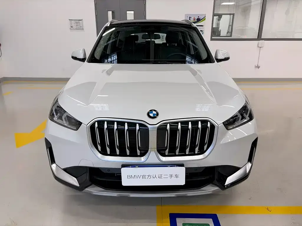 BMW X1 — фото 3
