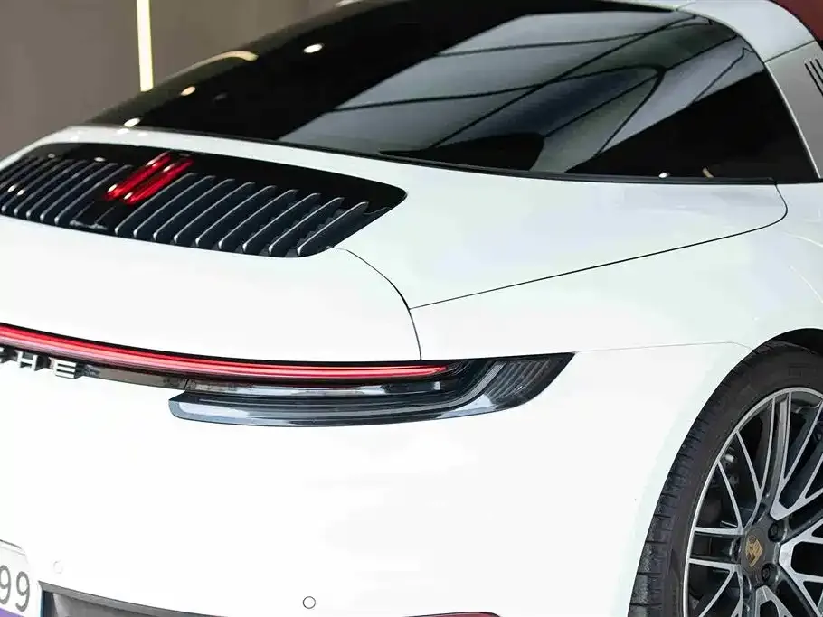 Porsche 911 — фото 10