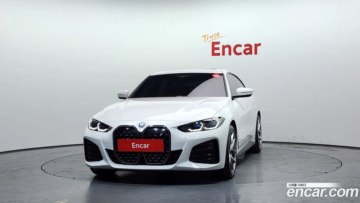 BMW i4 2023 из KR, фото 5