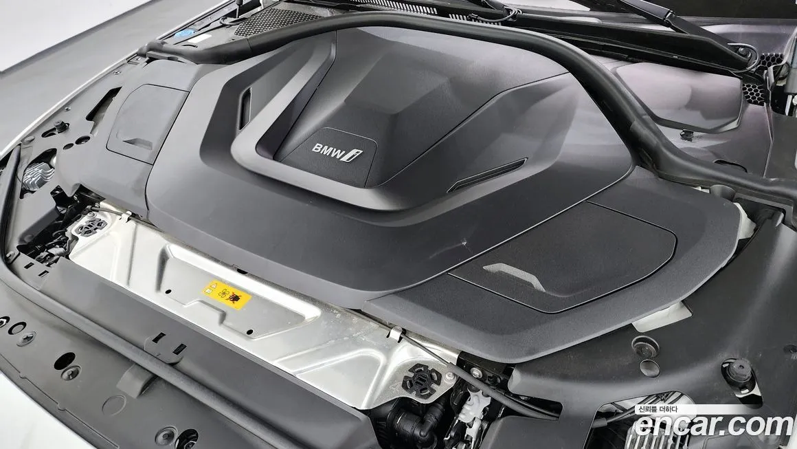 BMW i4 2023 из KR, фото 7