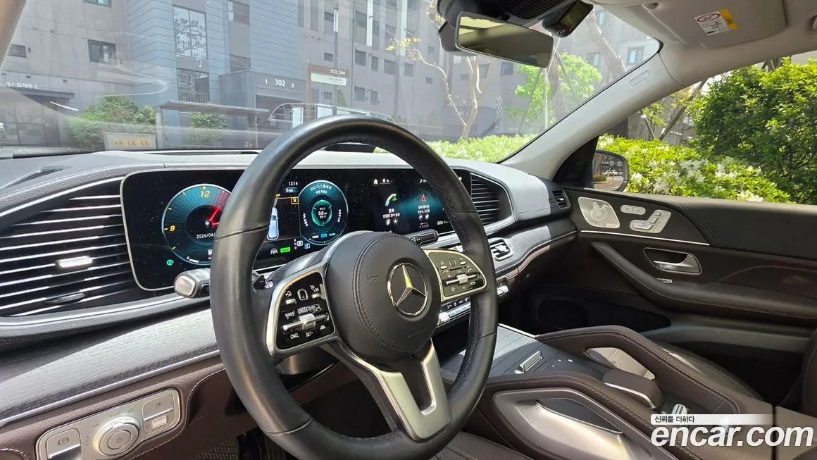 Mercedes-Benz GLE-Class — фото 4
