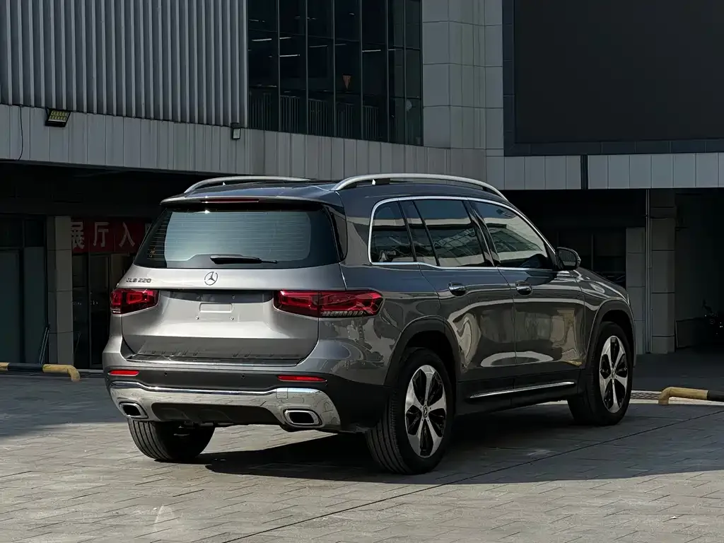Mercedes-Benz GLB 2023 из CN, фото 2