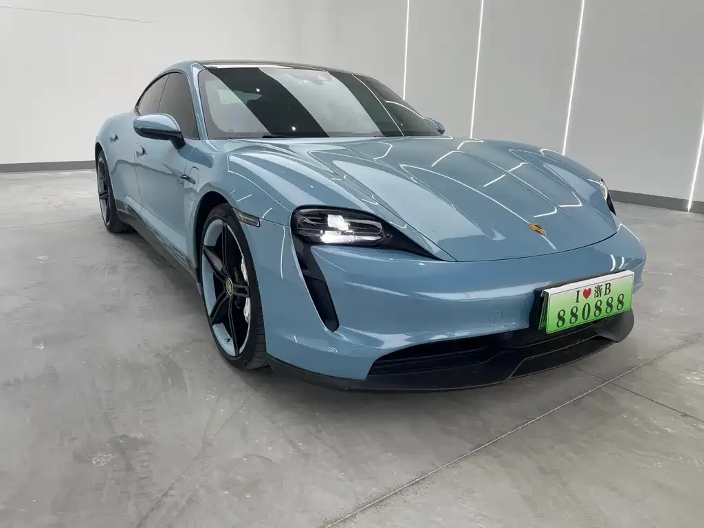 Porsche Taycan