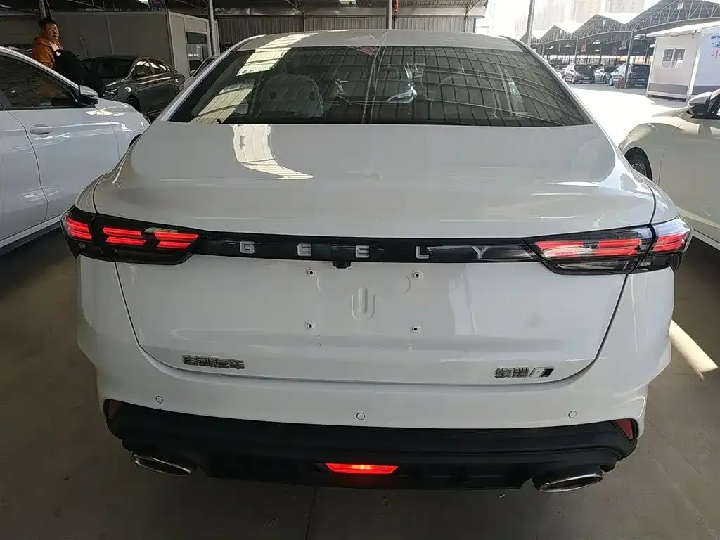 Geely Binrui — фото 2