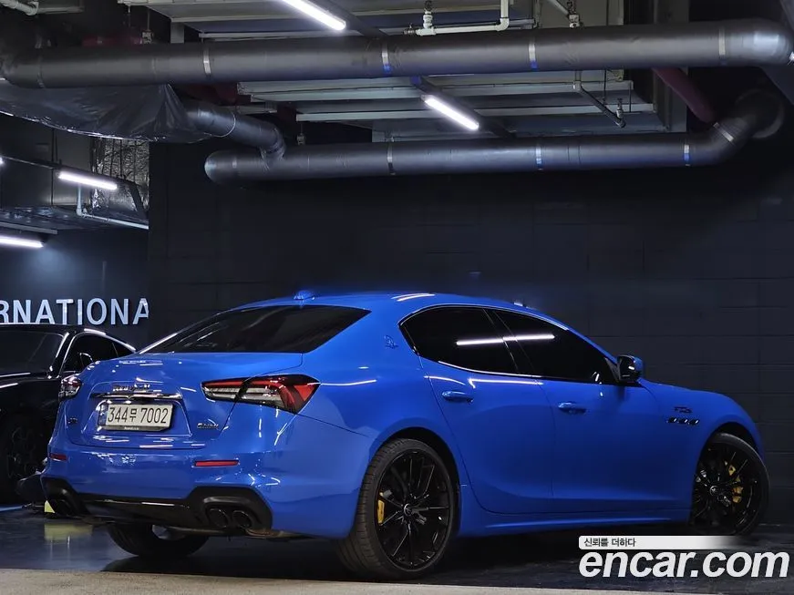 Maserati Ghibli — фото 4