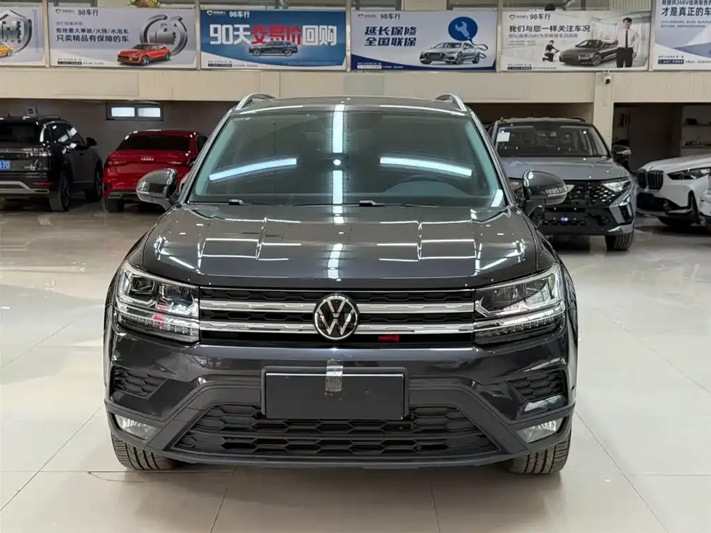 Volkswagen Tharu — фото 9