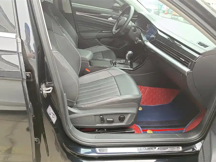 Volkswagen Passat — фото 10