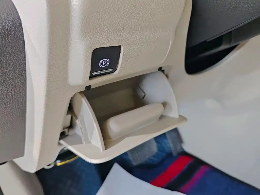 Buick GL8 — фото 4