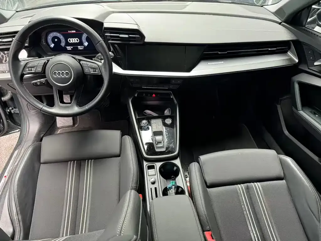 Audi A3 — фото 8