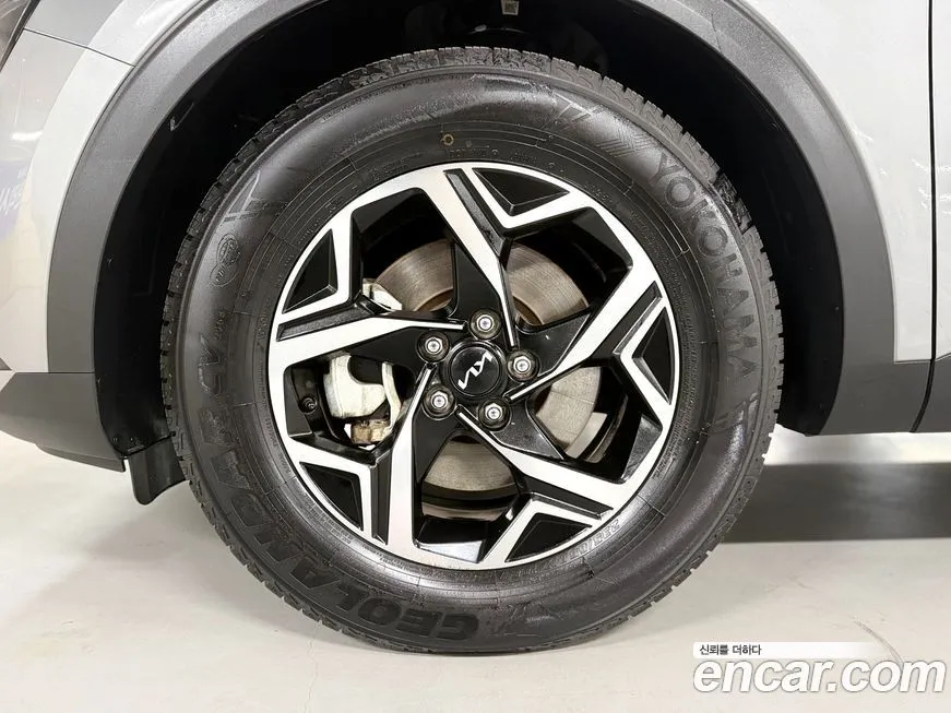 Kia Sportage — фото 9