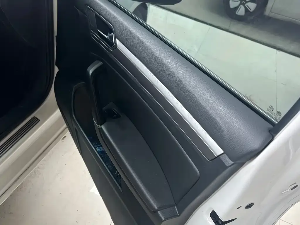 Volkswagen Lamando 2021 из CN, фото 3