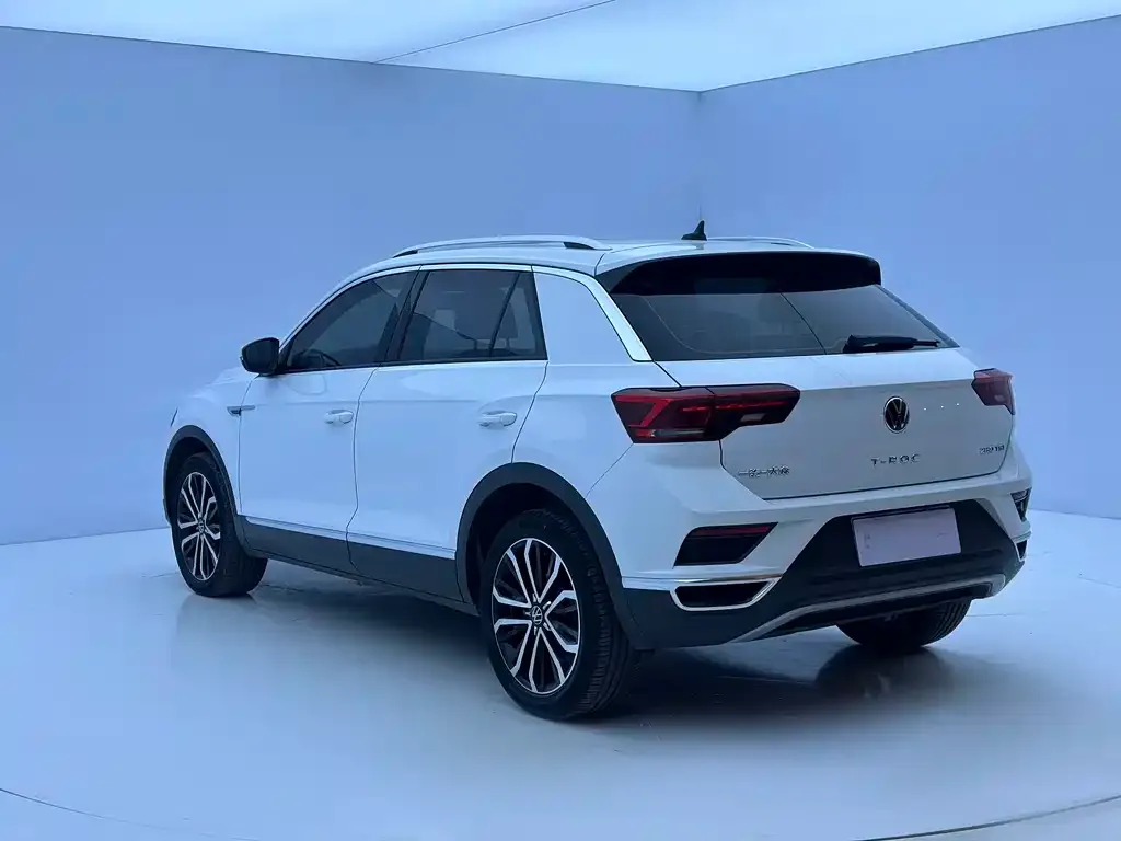 Volkswagen T-Roc — фото 3
