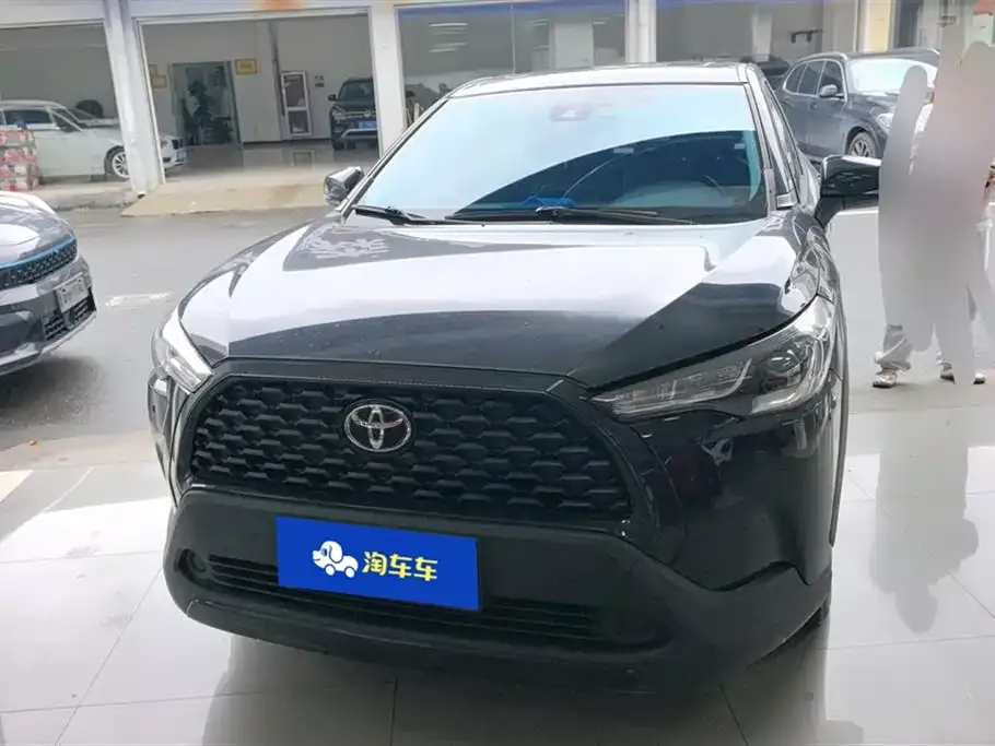 Toyota Corolla Cross — фото 3