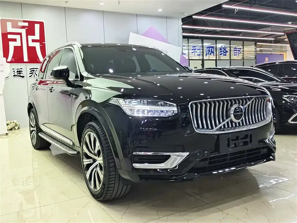 Volvo XC90 — фото 2