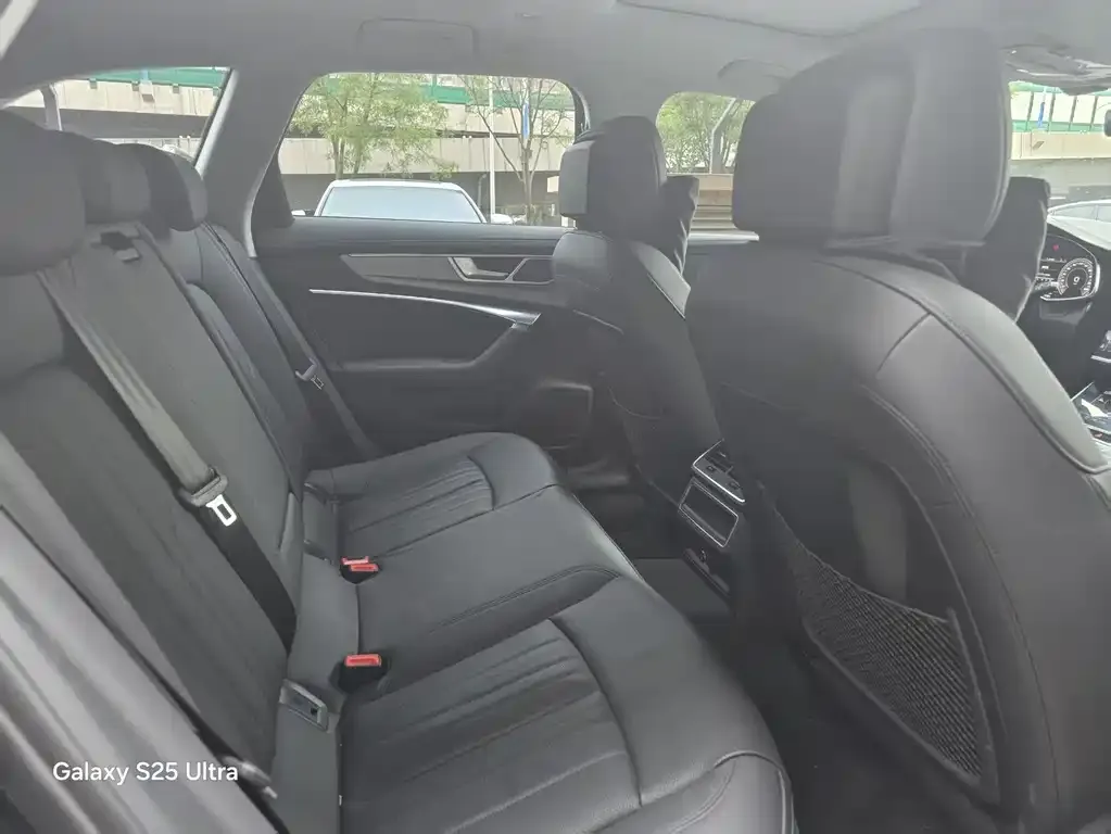 Audi A6 (Import) — фото 2
