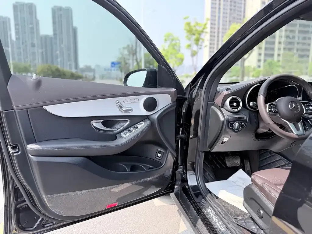 Mercedes-Benz GLC 2021 из CN, фото 8