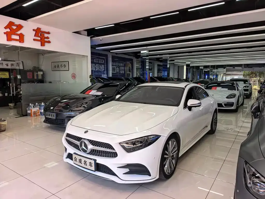 Mercedes-Benz CLS