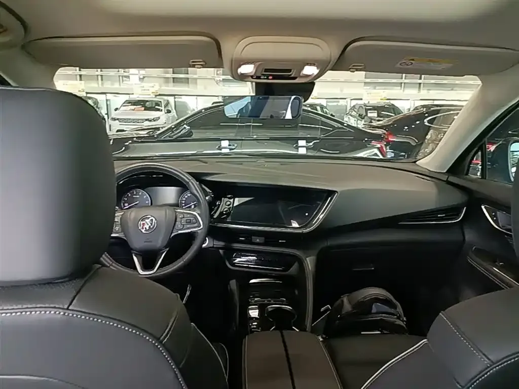 Buick Envision Plus — фото 6