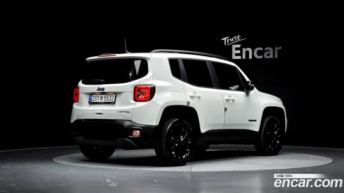 Jeep Renegade 2023 из KR, фото 4