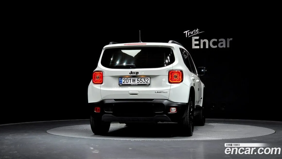 Jeep Renegade 2023 из KR, фото 2