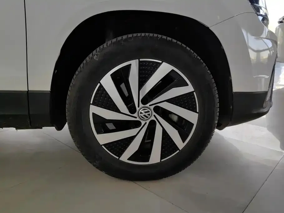 Volkswagen Tharu New Energy 2021 из CN, фото 10