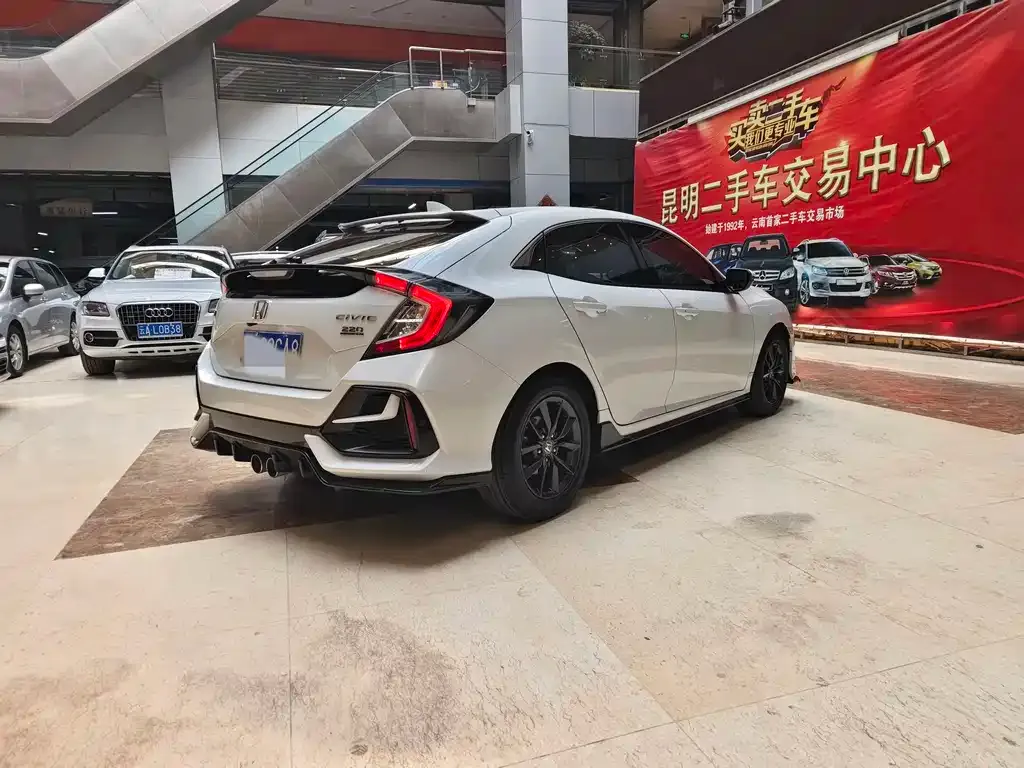 Honda Civic — фото 9