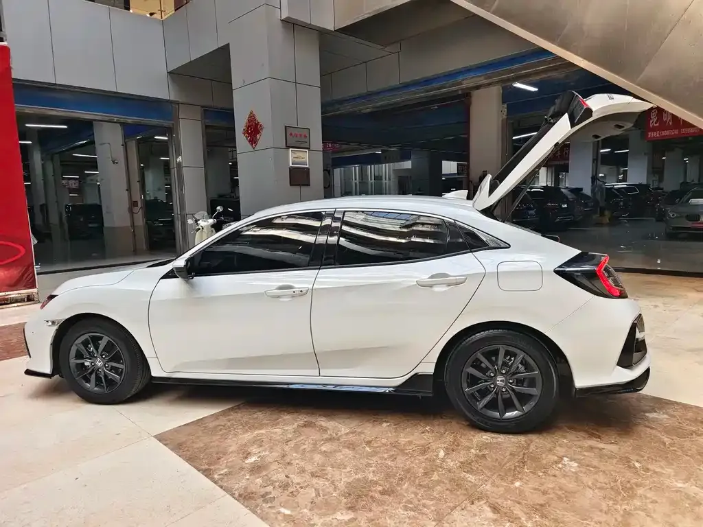 Honda Civic — фото 6