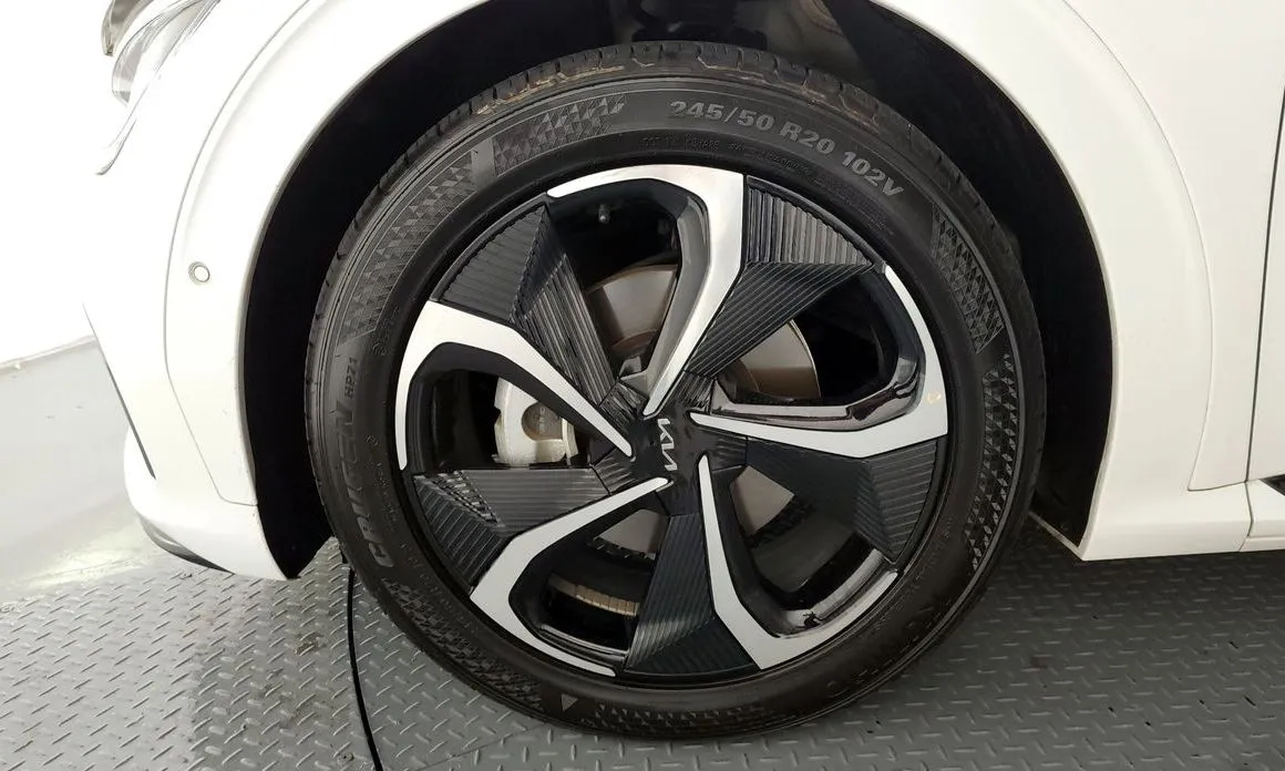 Kia EV6 — фото 4