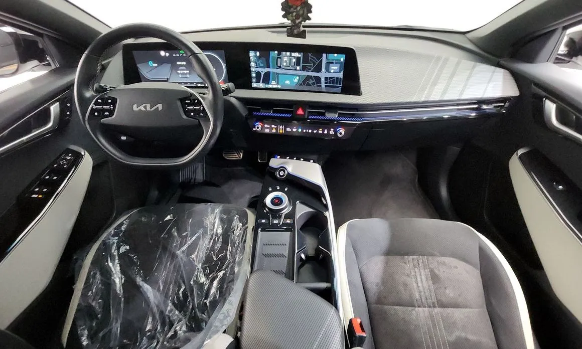 Kia EV6 — фото 10