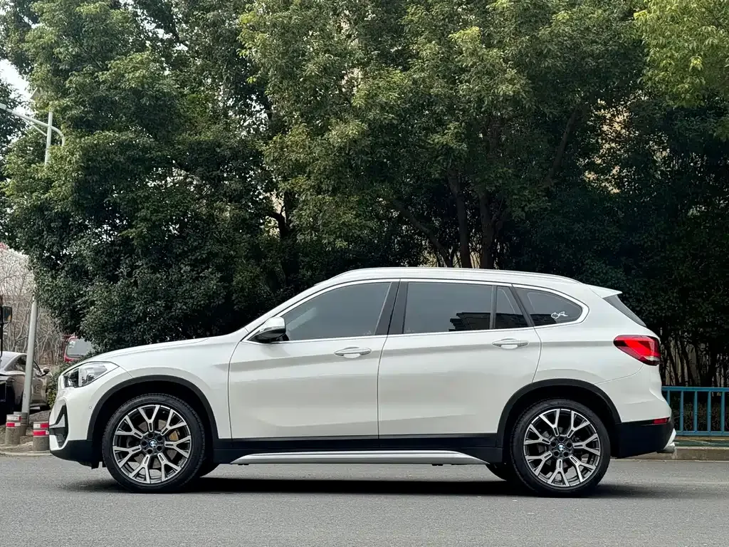 BMW X1 — фото 6