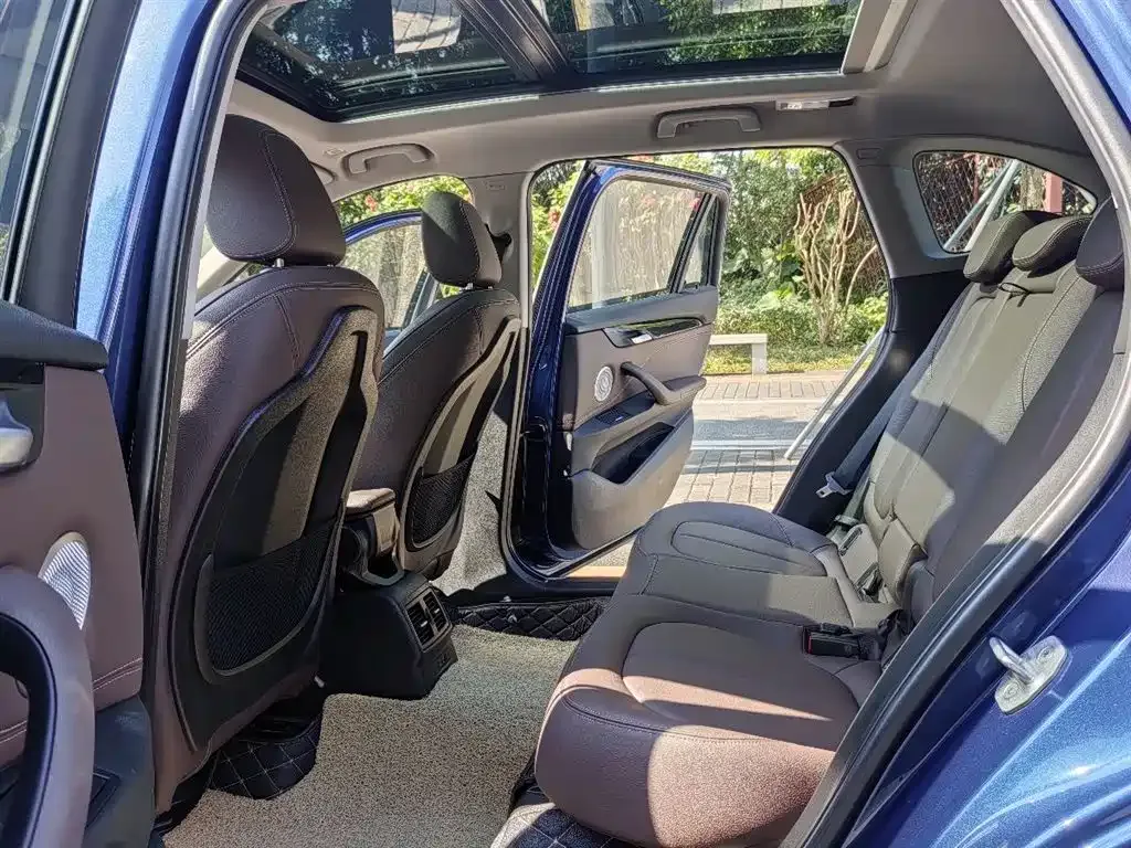 BMW X1 2023 из CN, фото 2